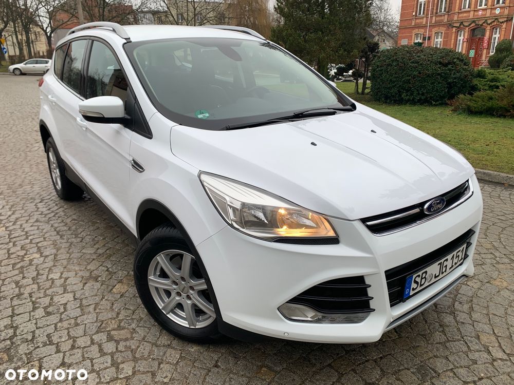 Ford Kuga 2.0 TDCi 2x4 Titanium - 16