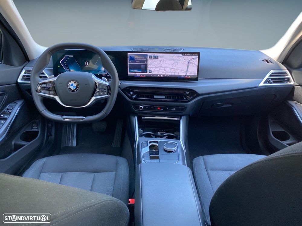 BMW 320 d Touring Auto - 4