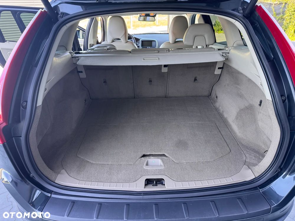 Volvo XC 60 T5 Summum - 13
