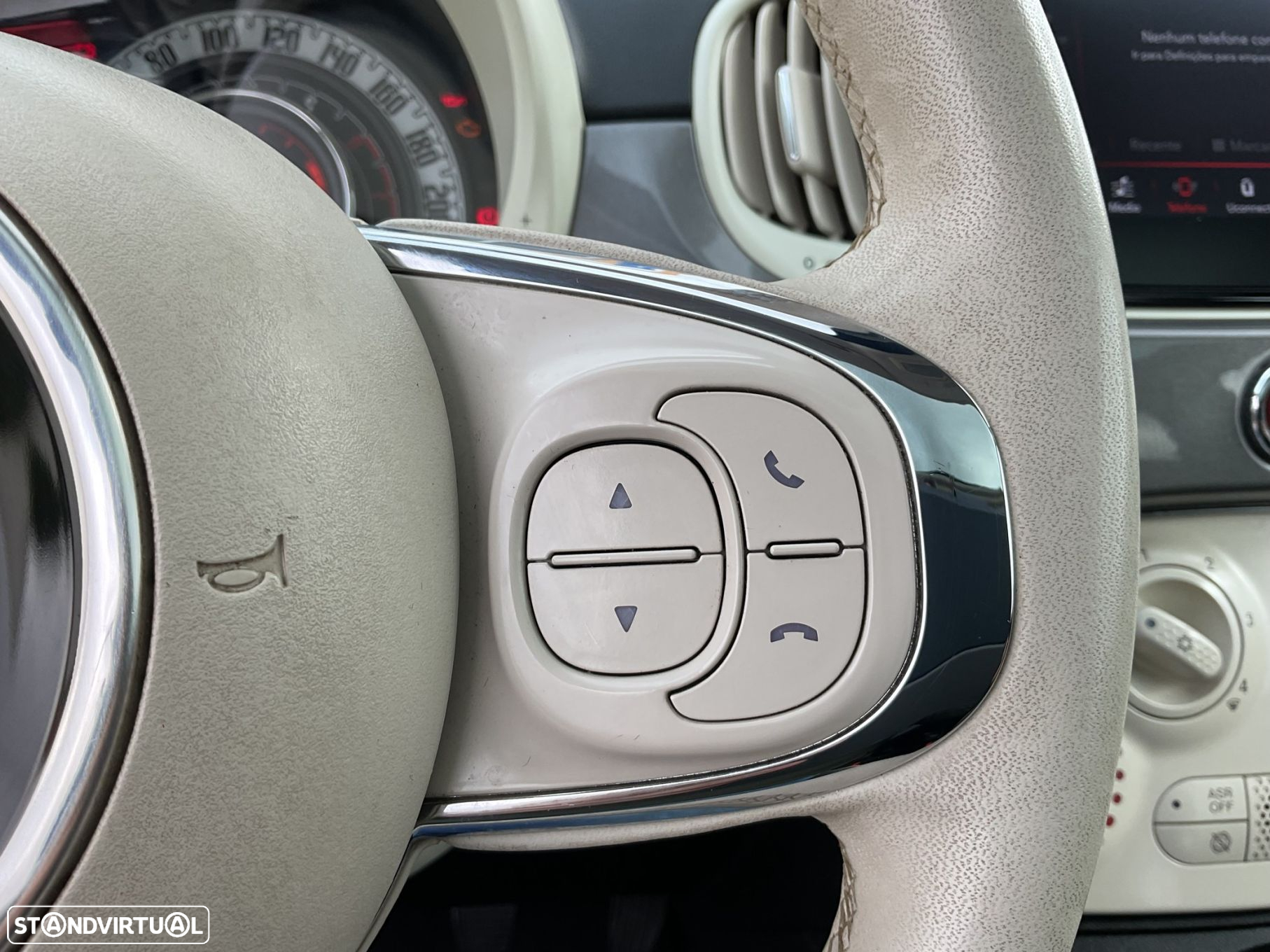 Fiat 500 1.0 Hybrid Lounge - 36