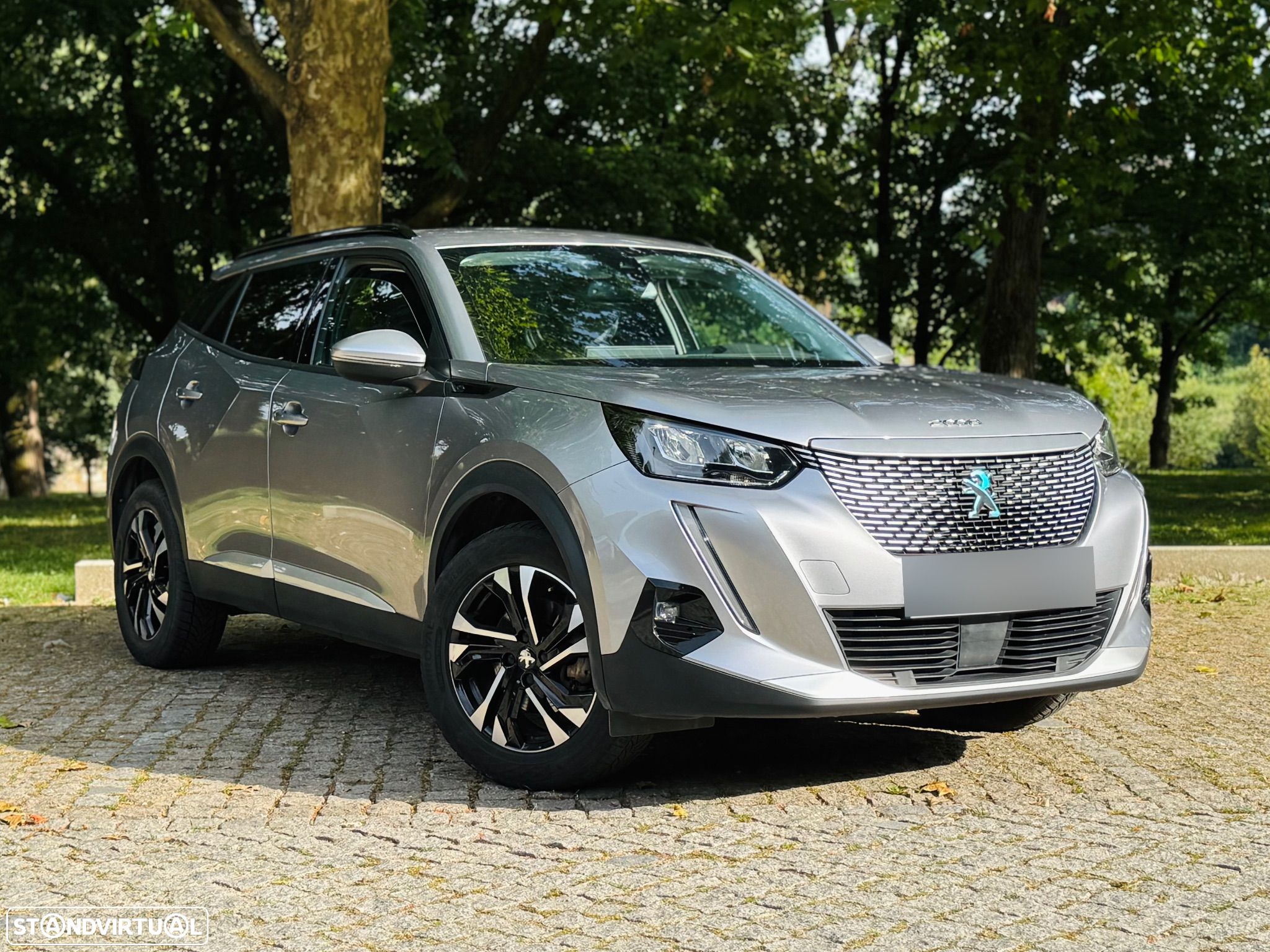 Peugeot e-2008 50 kWh Allure Pack - 1