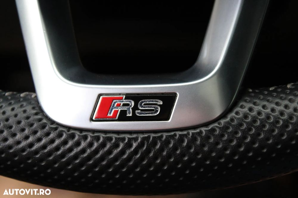 Audi RS Q8 4.0 TFSI quattro MHEV Tiptronic - 32