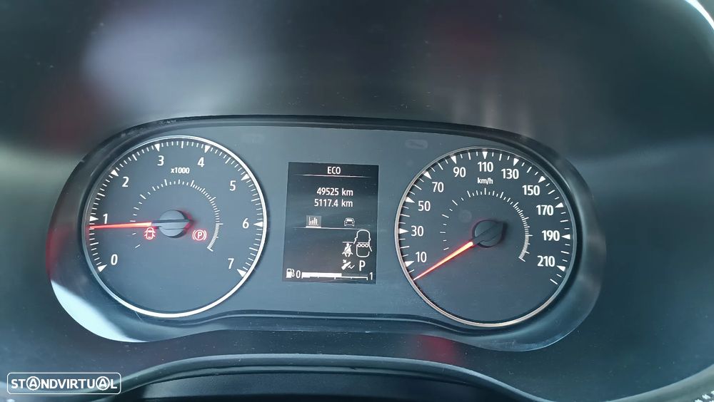 Dacia Sandero 1.0 TCe Expression CVT - 6