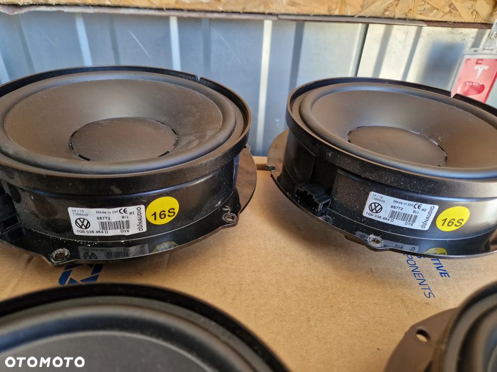 VW Passat B8 Zestaw głośników DYNAUDIO - 3