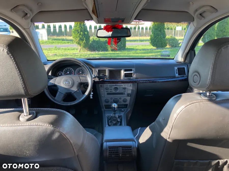 Opel Signum 2.0 T - 15