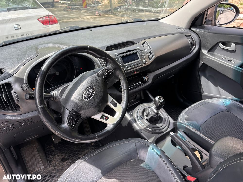 Kia Sportage 1.6 GSL MT 4x2 CLASSIC - 6