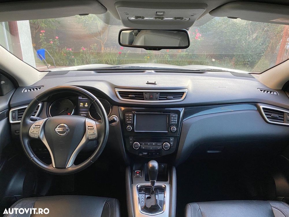 Nissan Qashqai 1.6 DCI Xtronic TEKNA - 8