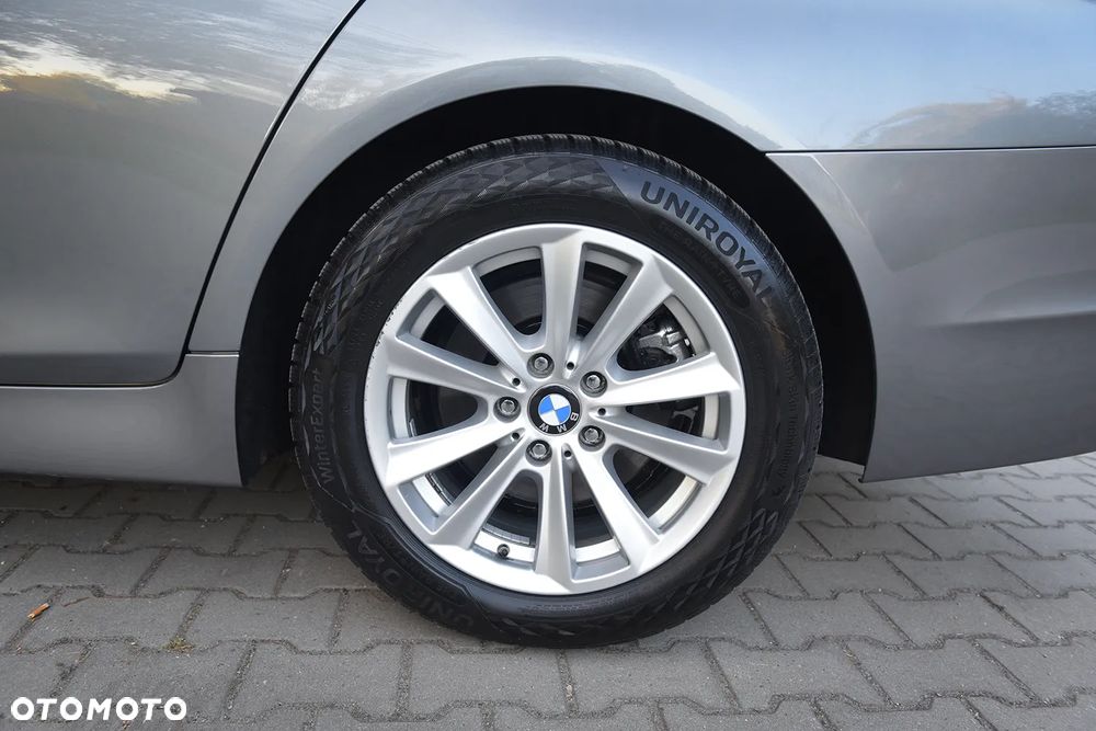 BMW Seria 5 520d - 15
