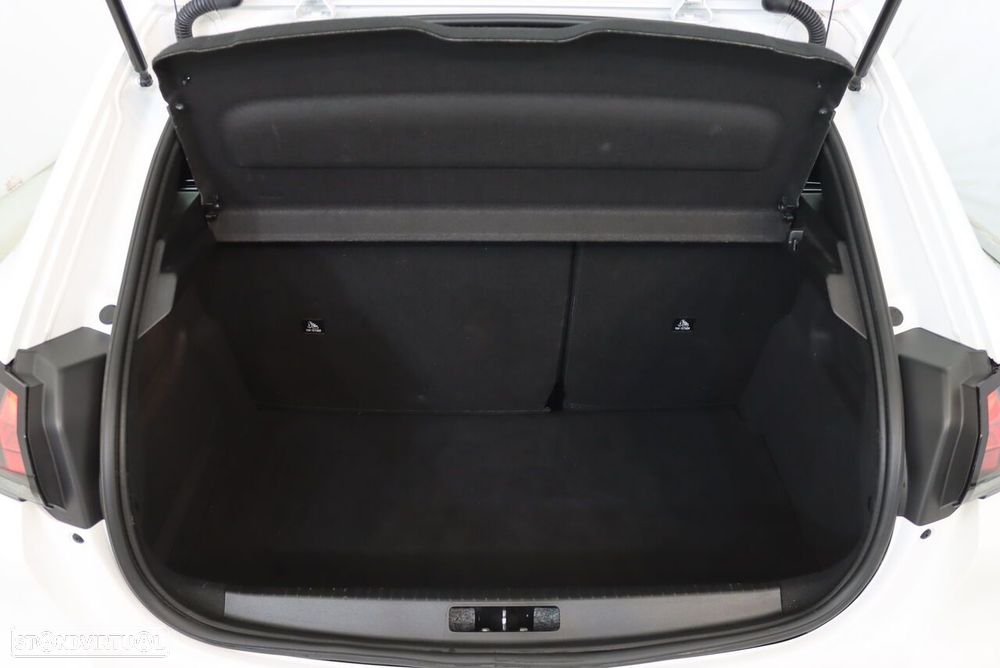 Peugeot e-208 50 kWh Active - 18