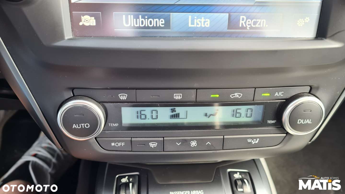 Toyota Avensis - 16