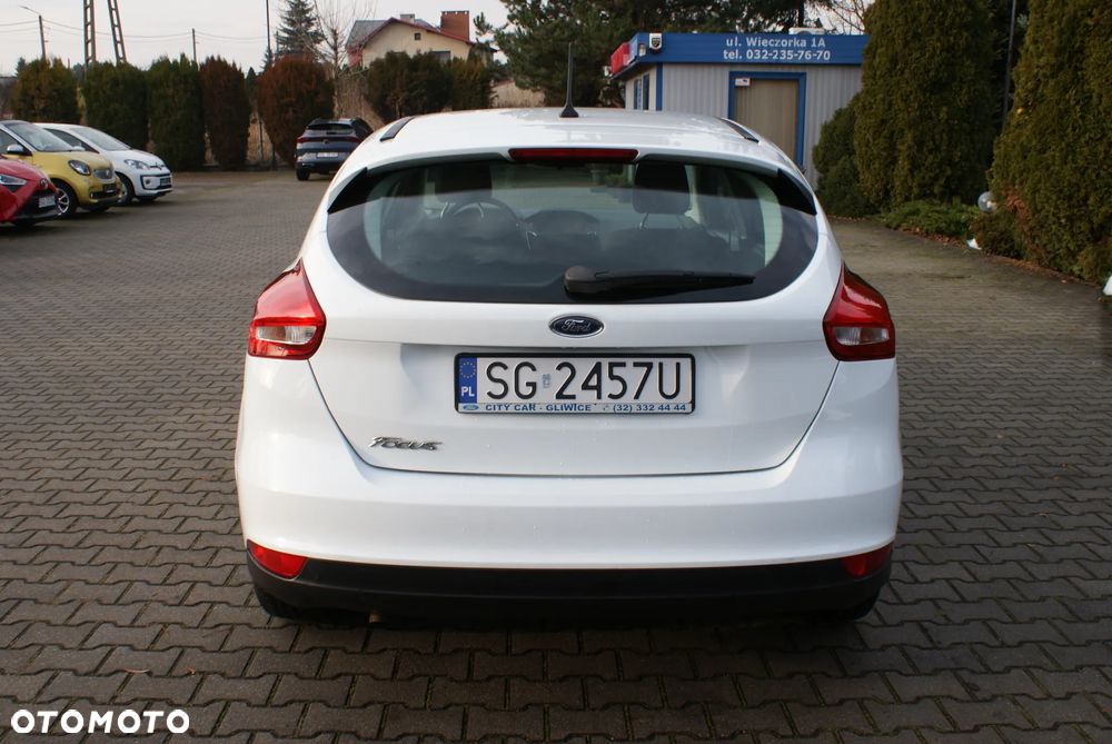 Ford Focus - 11