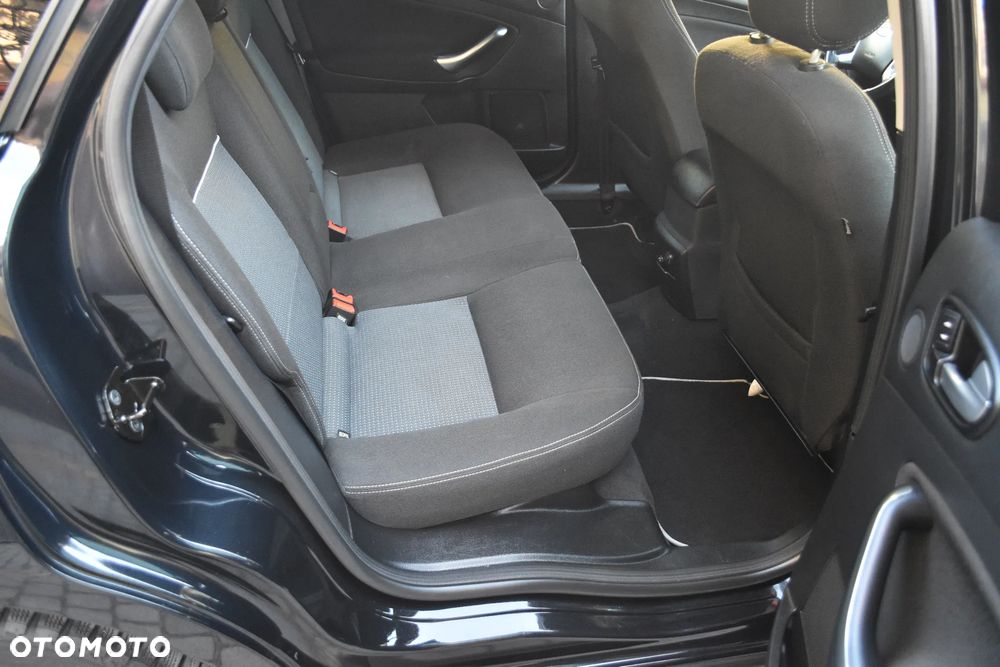 Ford Mondeo 2.0 TDCi Trend - 25