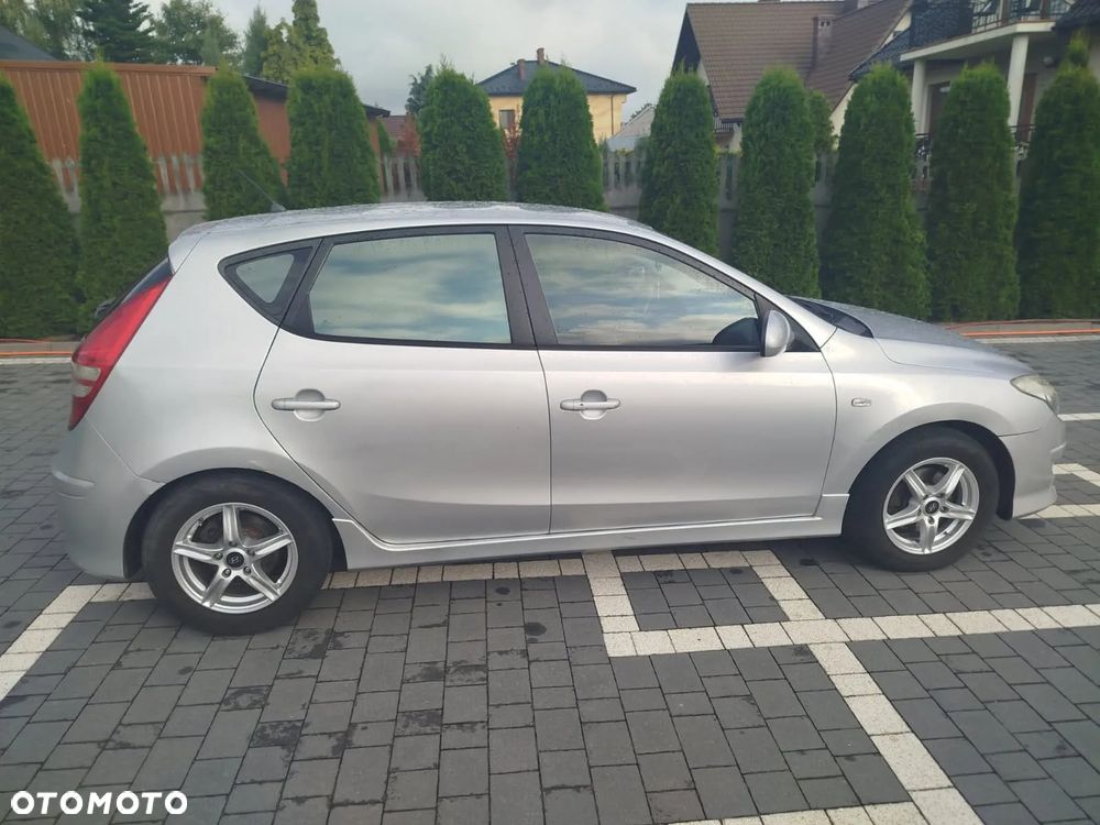 Hyundai i30 1.6 CRDi Comfort - 1