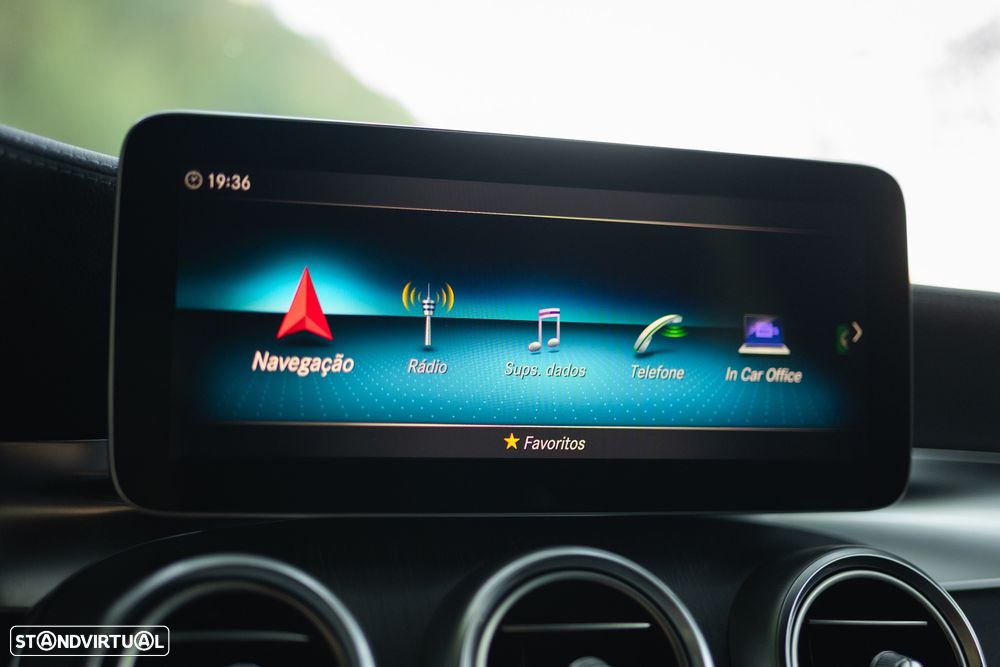 Mercedes-Benz C 300 de AMG Line - 34