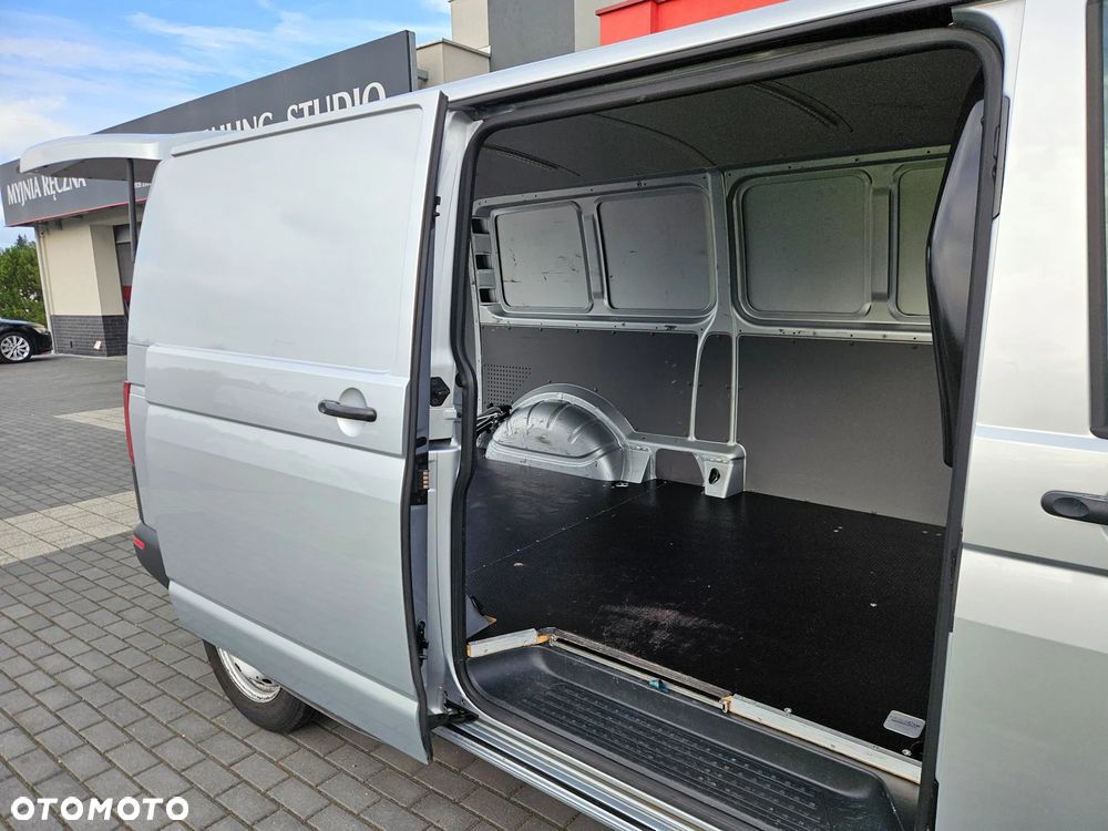 Volkswagen Transporter LONG 2.0TDI - 27