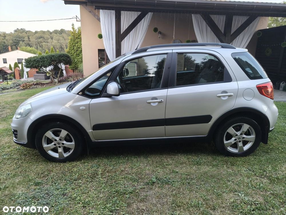 Suzuki SX4 1.6 Comfort Plus - 3
