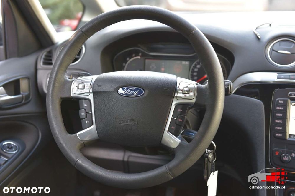 Ford Galaxy - 25