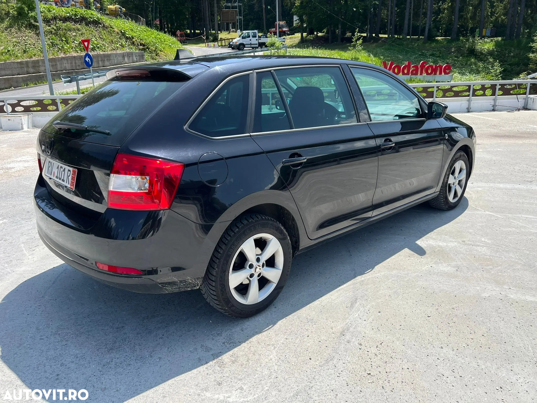 Skoda RAPID Spaceback 1.6 TDI DSG Edition - 5