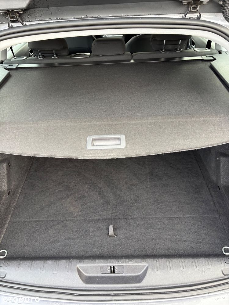 Peugeot 308 1.5 BlueHDi Active Pack Business S&S EAT8 - 13