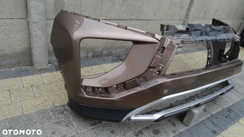 MITSUBISHI ECLIPSE CROSS LIFT 21r> - zderzak przedni - 2