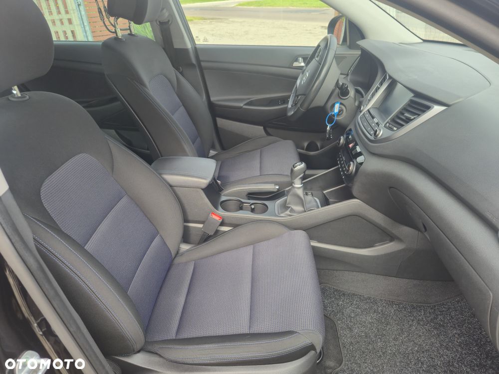 Hyundai Tucson blue 1.6 GDi 2WD Navi - 6