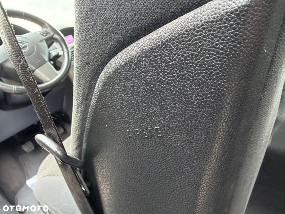 Opel Astra 1.6 Elegance - 25