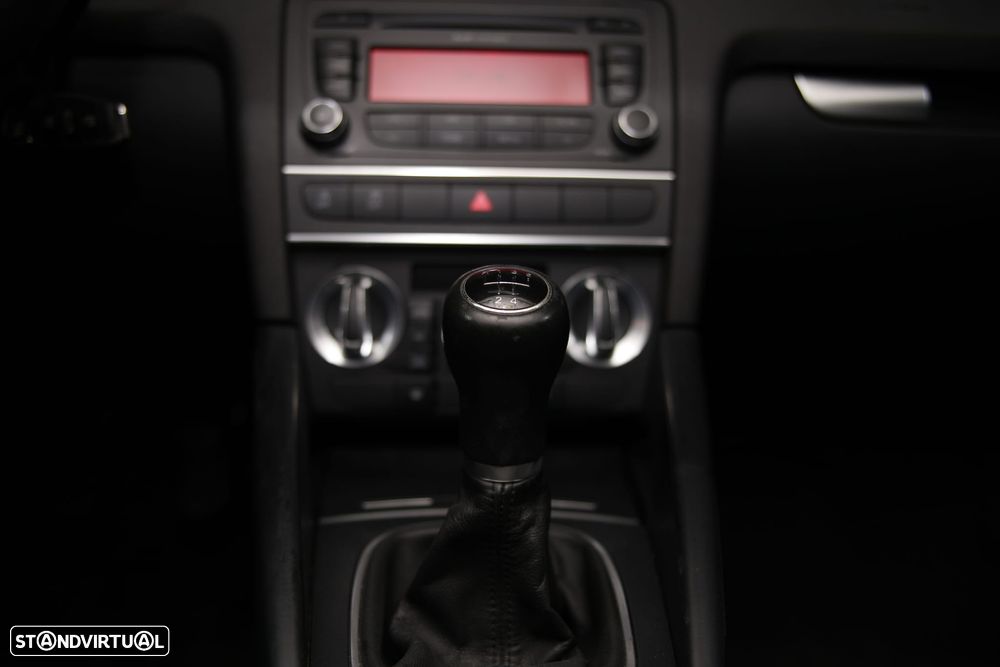 Audi A3 Sportback 1.6 TDI Attraction Special Edition - 15