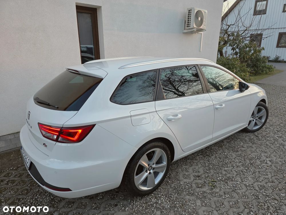 Seat Leon 2.0 TDI DPF Ecomotive DSG FR - 28