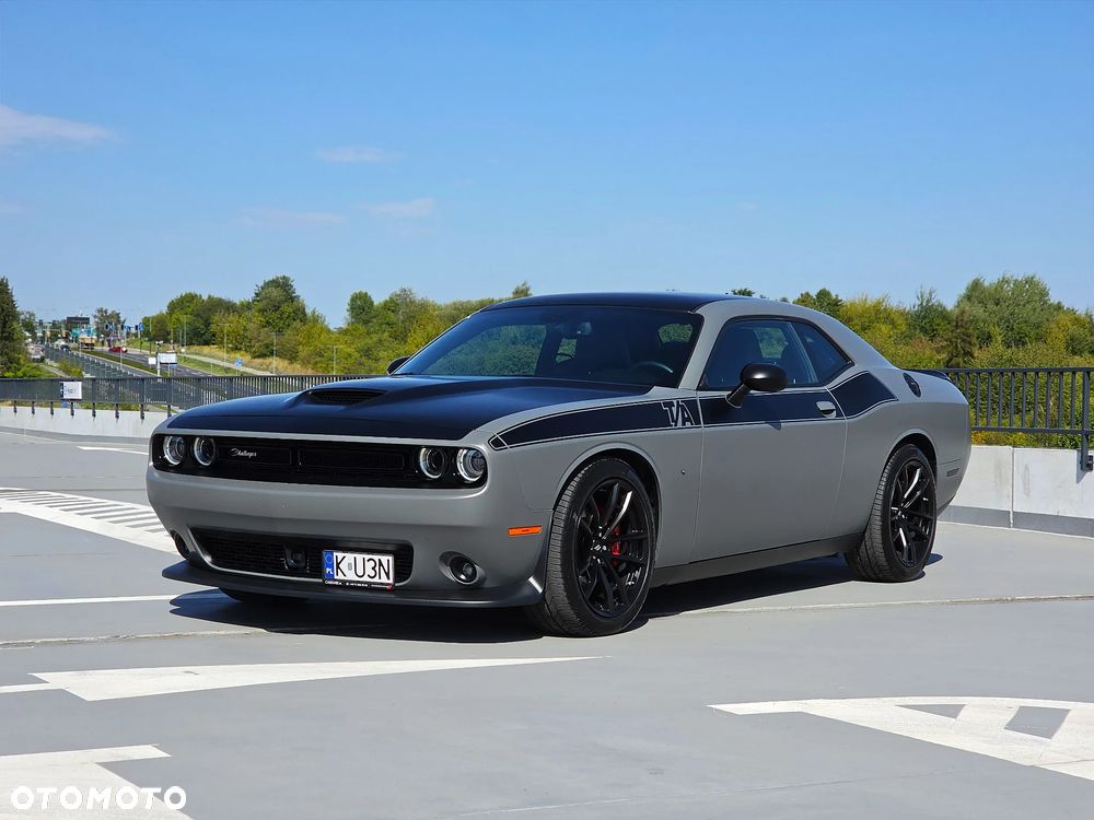 Dodge Challenger 5.7 R/T - 2