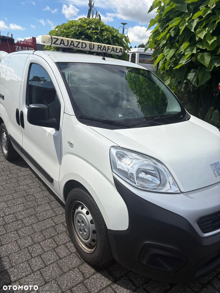 Fiat Fiorino Kombi Adventure - 6