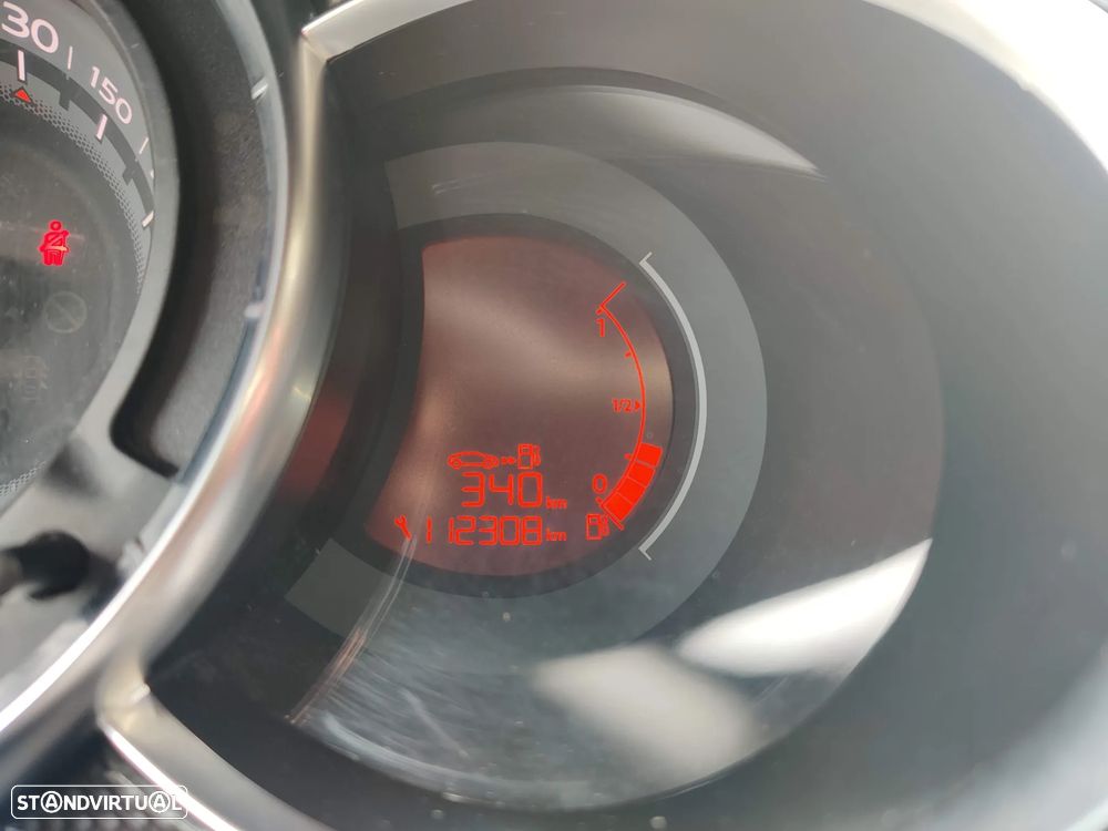 Citroën DS3 1.6 e-HDi Airdream Sport Chic - 22