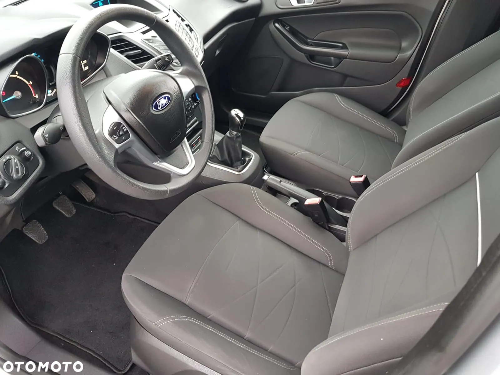 Ford Fiesta - 8
