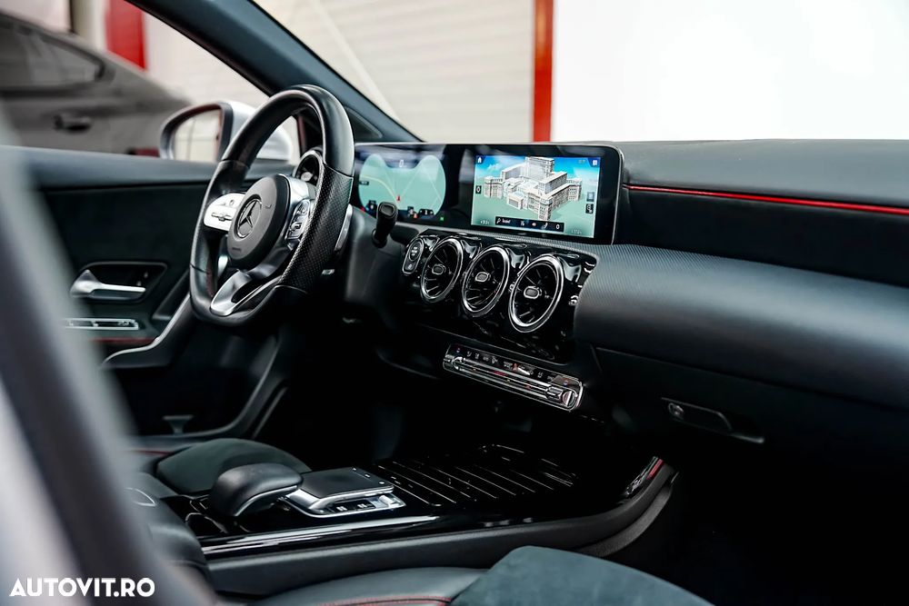 Mercedes-Benz A 180 d Sedan 7G-DCT AMG Line - 20