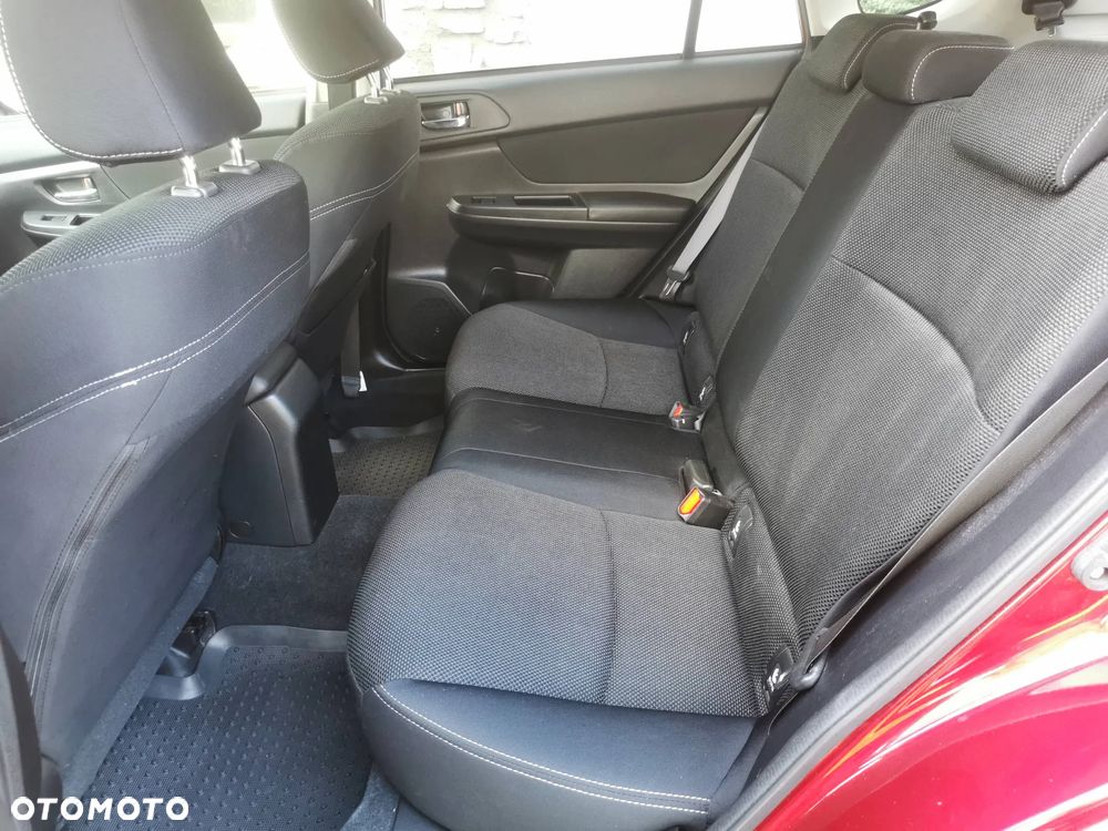 Subaru XV 2.0i Exclusive - 10