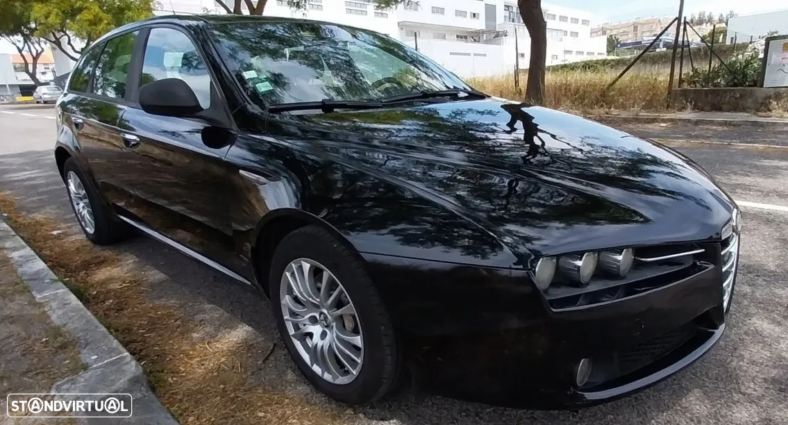 Alfa Romeo 159 Sportwagon 1.9 JTDm 8V Executiva - 4