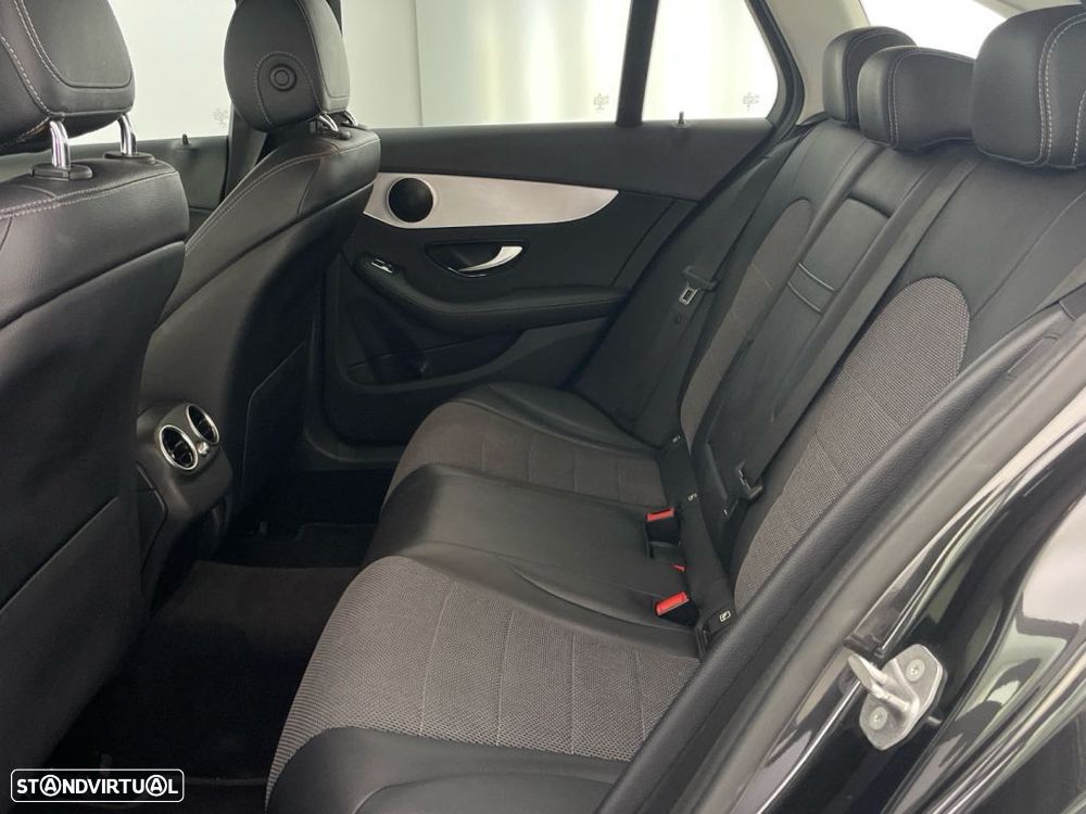 Mercedes-Benz C 300 de Avantgarde - 12