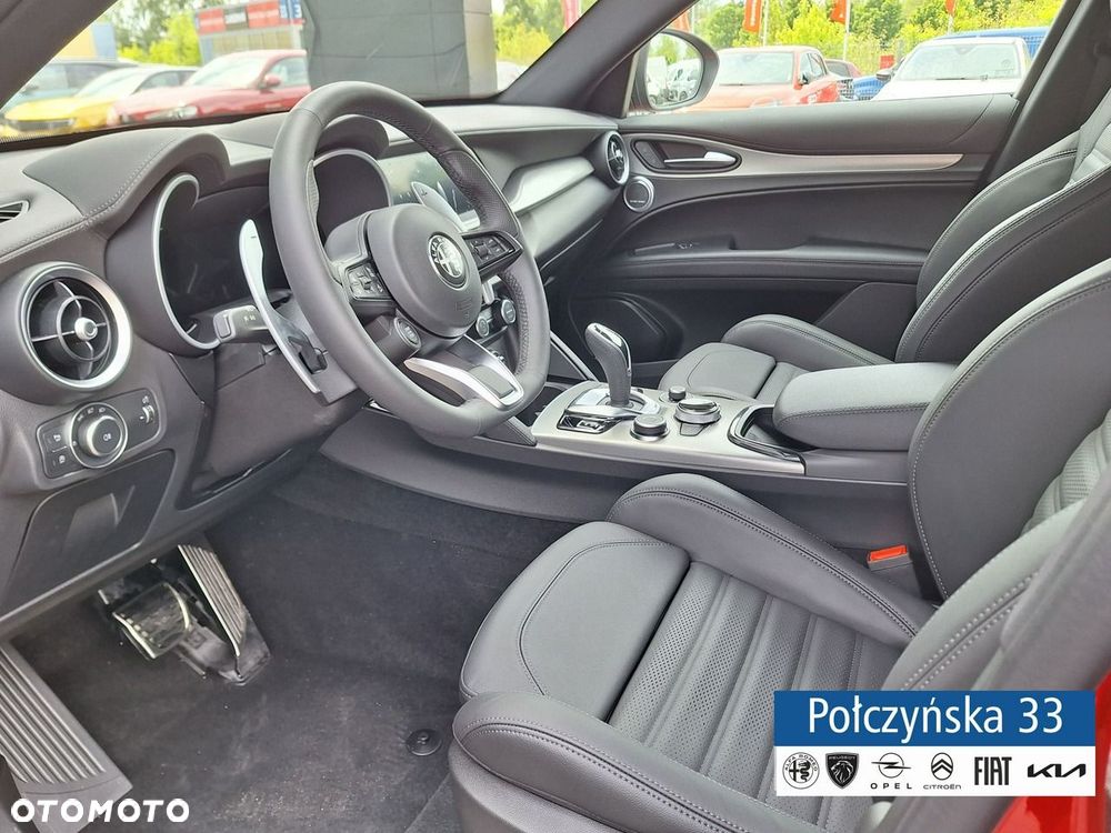Alfa Romeo Stelvio 2025 photo 4