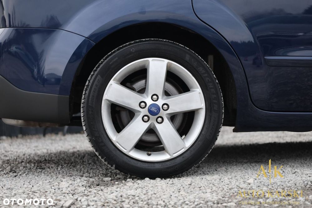 Ford S-Max - 17