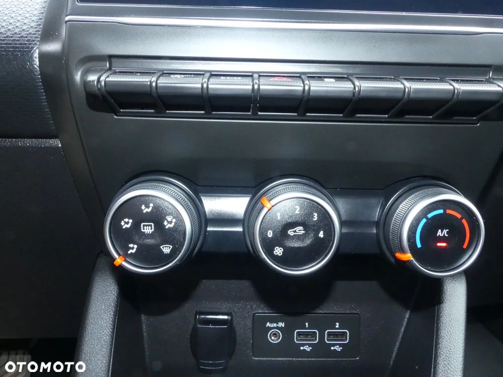 Renault Clio - 33