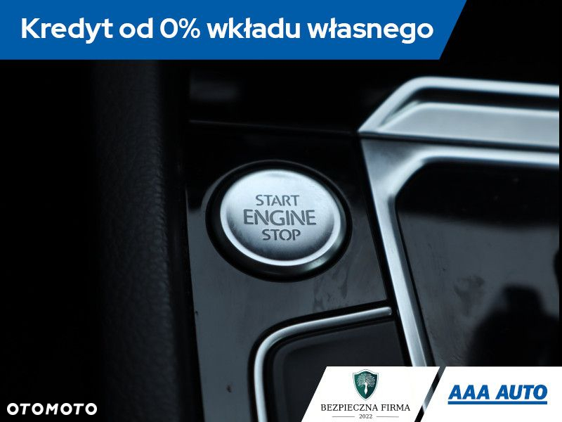Volkswagen Passat - 13