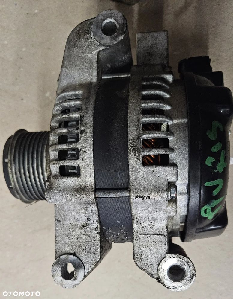 Toyota Avensis T27 Auris  2.0 2.2 D4D alternator 27060-0G021 0R011 - 1