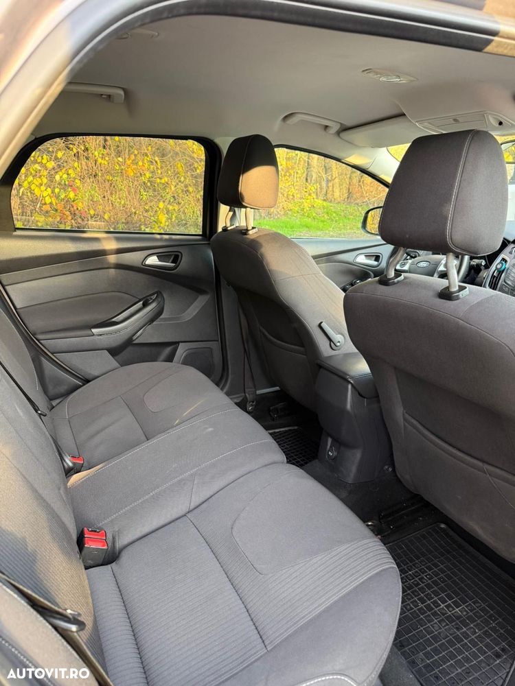 Ford Focus 2.0 TDCi DPF Aut. Titanium - 17