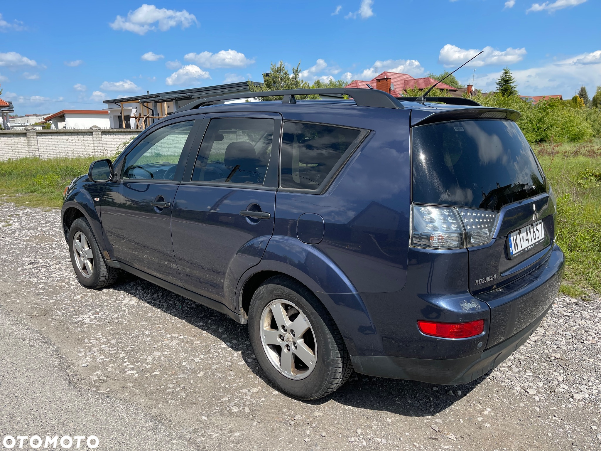 Mitsubishi Outlander 3.0 V6 XLS - 2