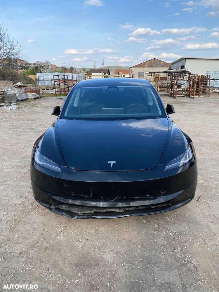 Tesla Model 3 RWD - 3