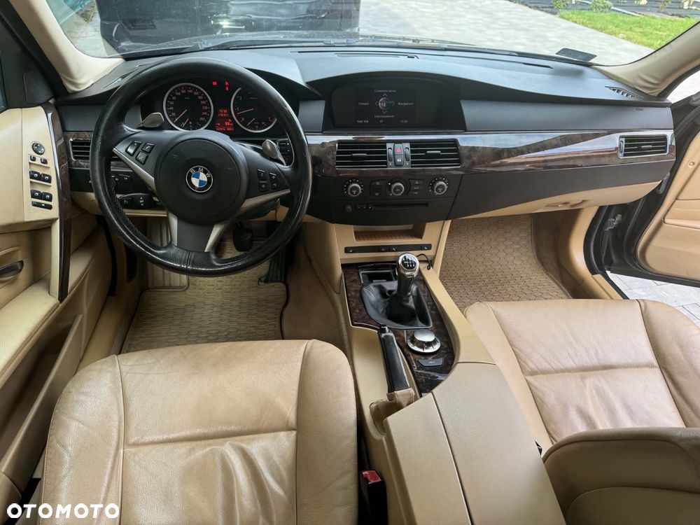 BMW Seria 5 530i - 6