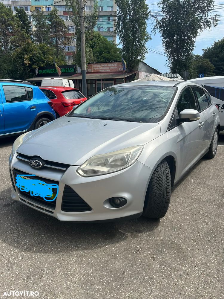 Ford Focus - 1
