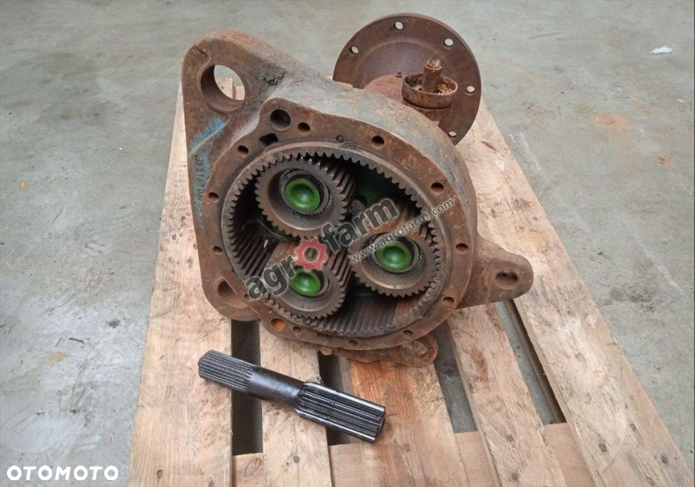 ZWOLNICA RH L167037 JOHN DEERE 6110R 6230 7130 - 1