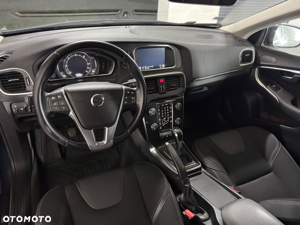 Volvo V40 D2 Drive-E Momentum - 7