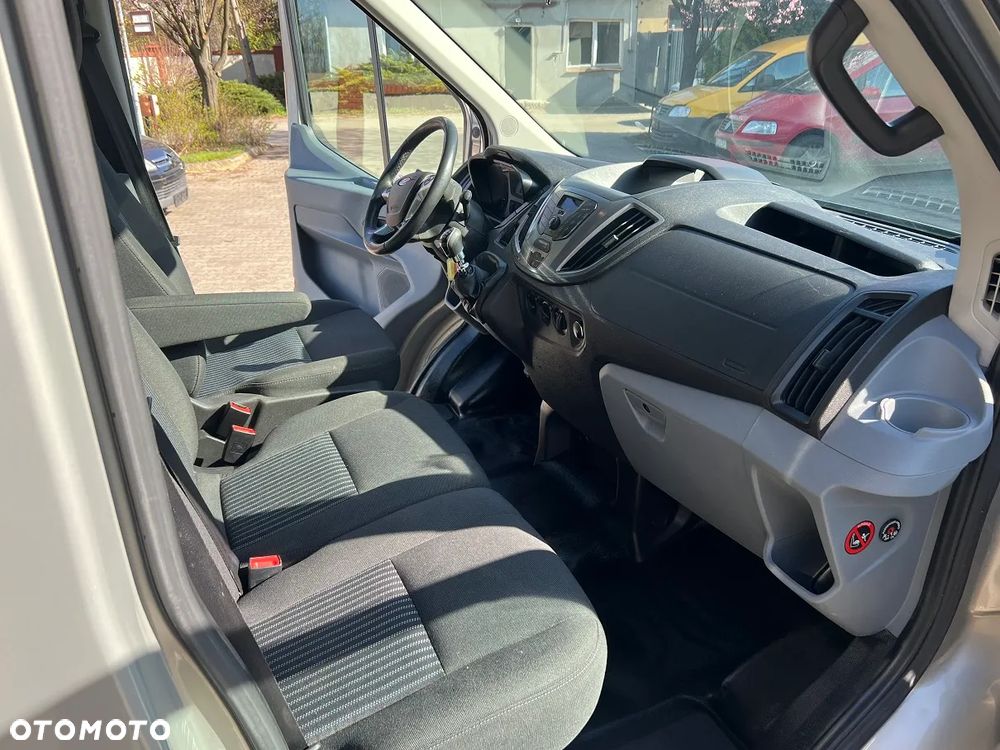 Ford Transit autobus 18-osobowy bliźniak super stan - 16