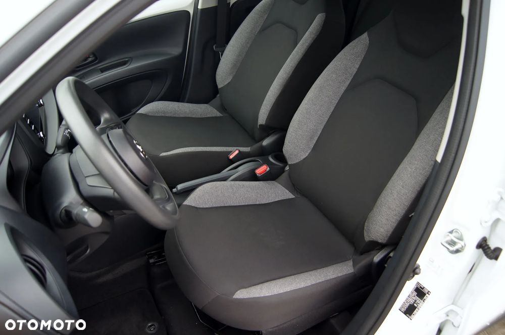Toyota Aygo X Business Edition - 9